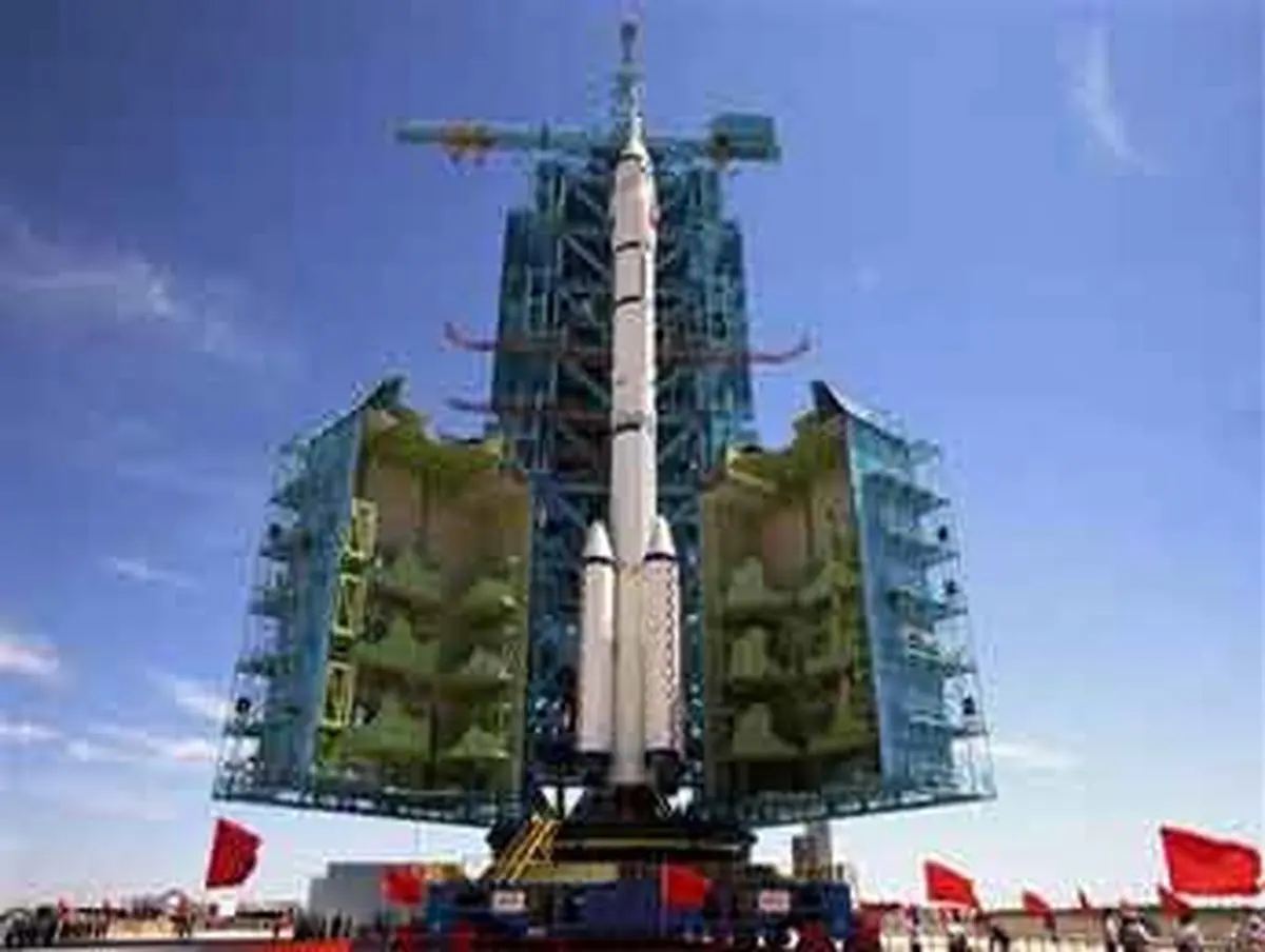 China plans manned space launch this month