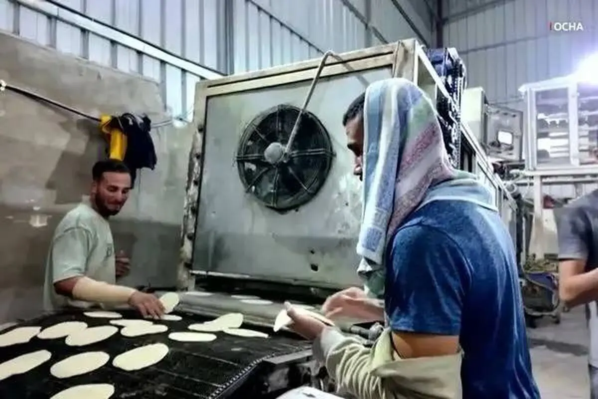 بوی نان تازه در دل ویرانی‌های غزه/فیلم