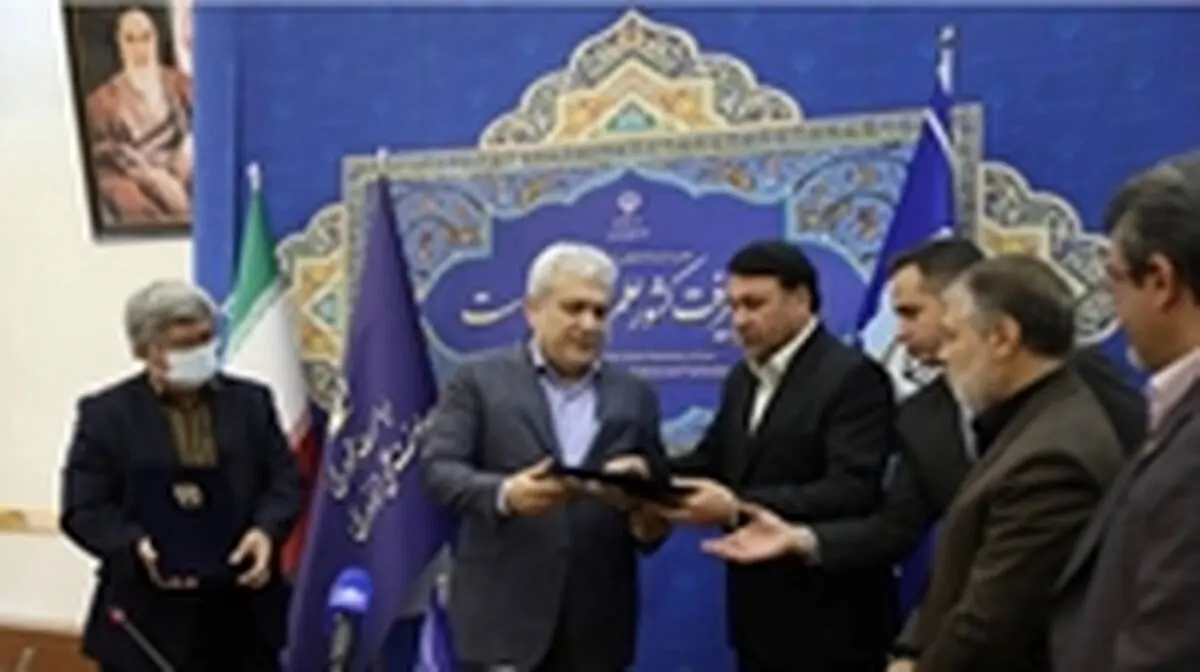 امضای تفاهم نامه همکاری میان بانک سپه، معاونت علمی و فناوری ریاست جمهوری و شرکت توسعه نوآوری نشان