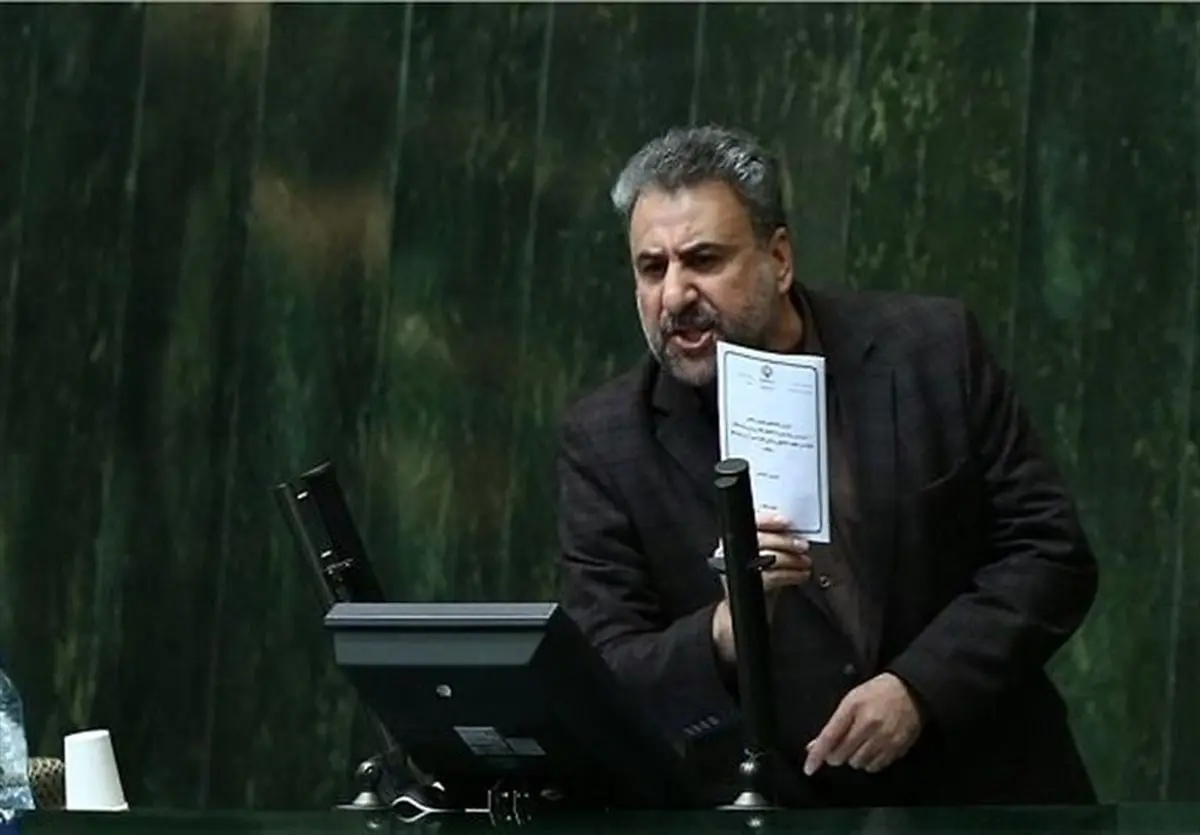 فلاحت پیشه به ترامپ: در تهران تنها نظامیان با تو سخن میگویند