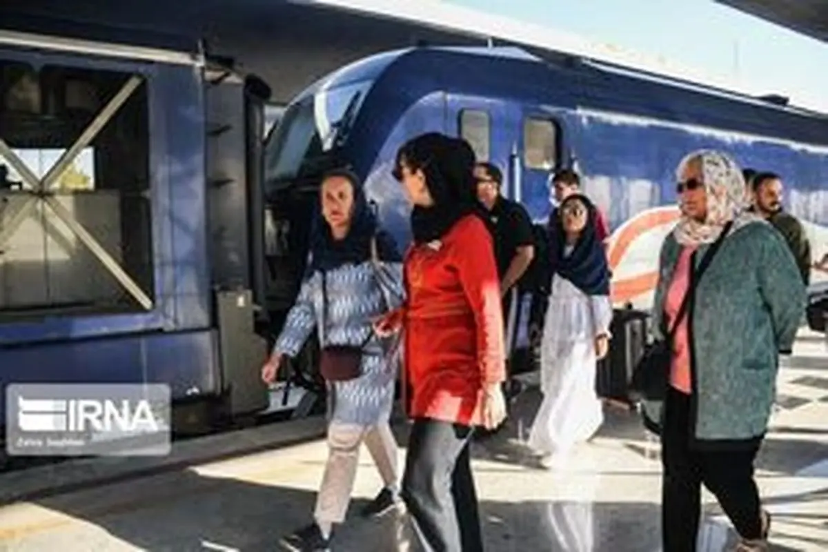 قطار مسافری تهران- وان راهاندازی میشود