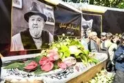 تصاویر حضور چهره‌ها در مراسم تشییع مرحوم اکبر عبدی 
