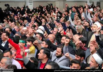 دیدار هزاران نفر از اقشار مختلف مردم قم با رهبر معظم انقلاب/گزارش تصویری