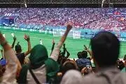 اکران فوتبال در موقعیت آفساید!