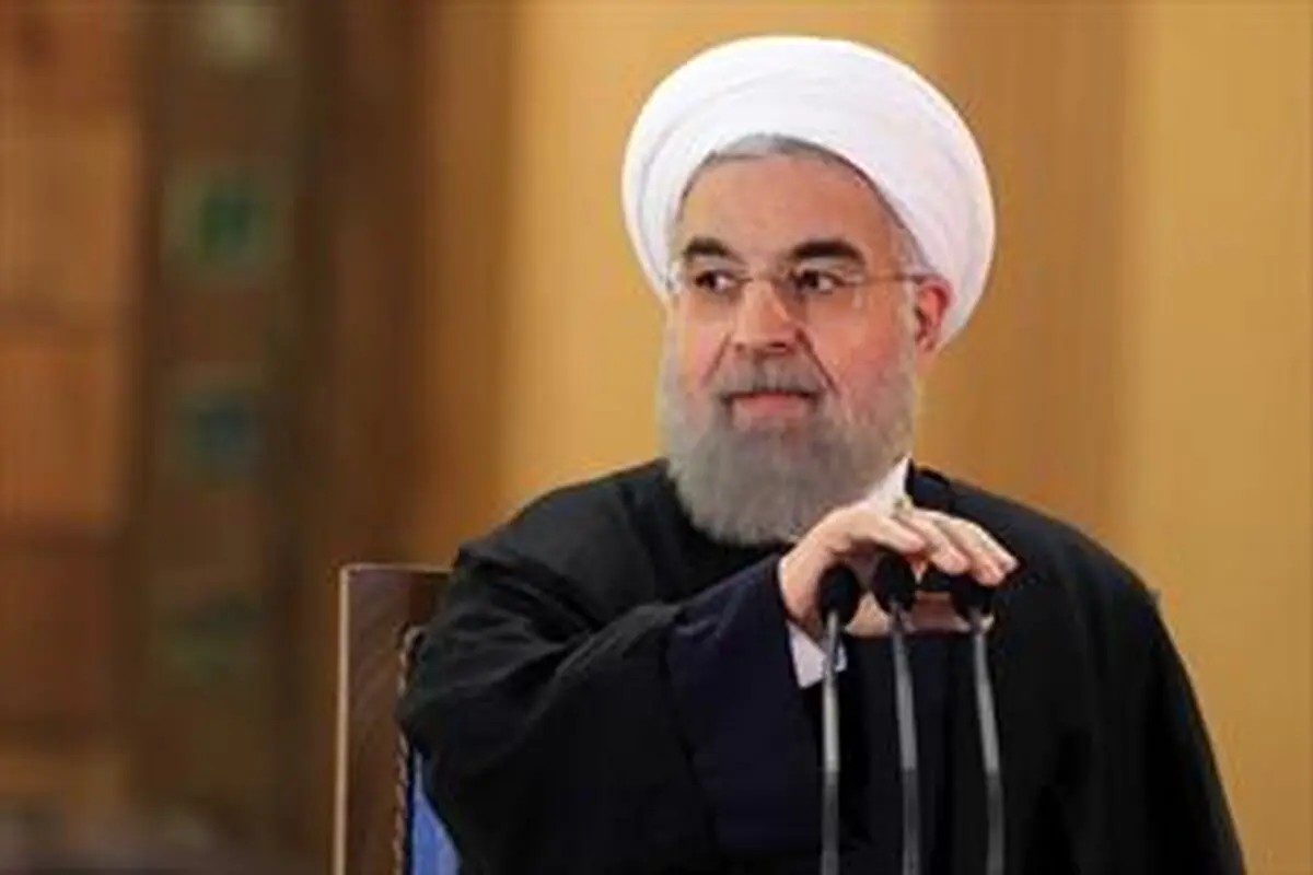 فراکسیونی که نقش پوست خربزه را دارد که زیر پای روحانی می رود!
