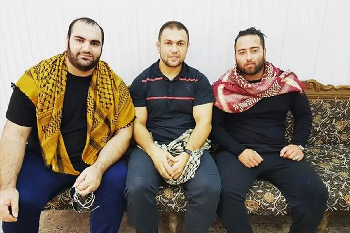قهرمان المپیک ایران در راه کربلا/ عکس