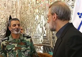 فرمانده ارتش با لاریجانی "درباره بودجه دفاعی" دیدار کرد
