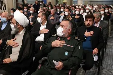 دیدار صدها نفر از مردم اصفهان با رهبر انقلاب اسلامی/گزارش تصویری