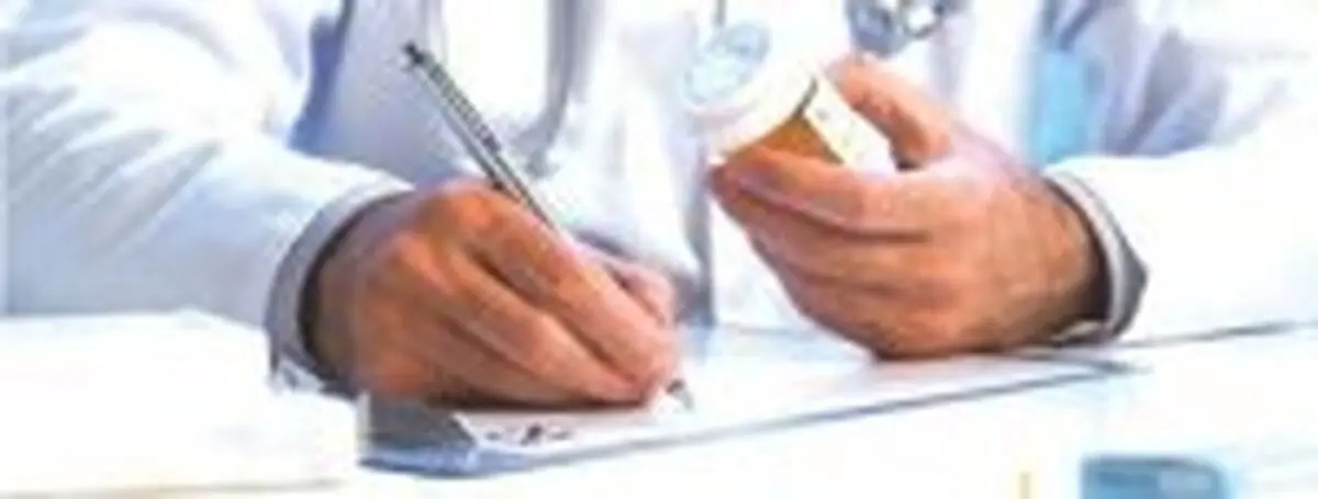 پزشکان تجدید نسخه را جدی بگیرند