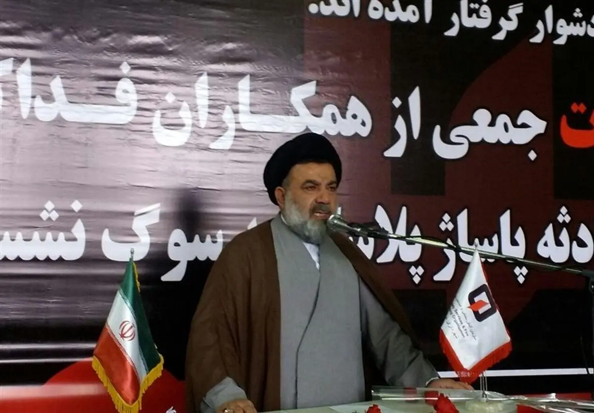 آتشنشانان در حادثه پلاسکو با ایثارگری به حیات مردم عزت بخشیدند