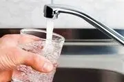 خطرات نوشیدن زیاد آب
