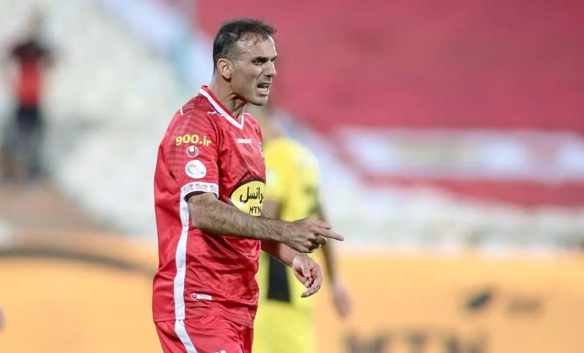 سوپرمن پرسپولیسی ها در بلاتکلیفی؛ سیدجلال حسینی رفتنی شد؟
