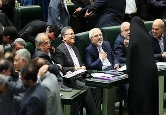 نگاهی به مهمترین نکات ظریف در مجلس