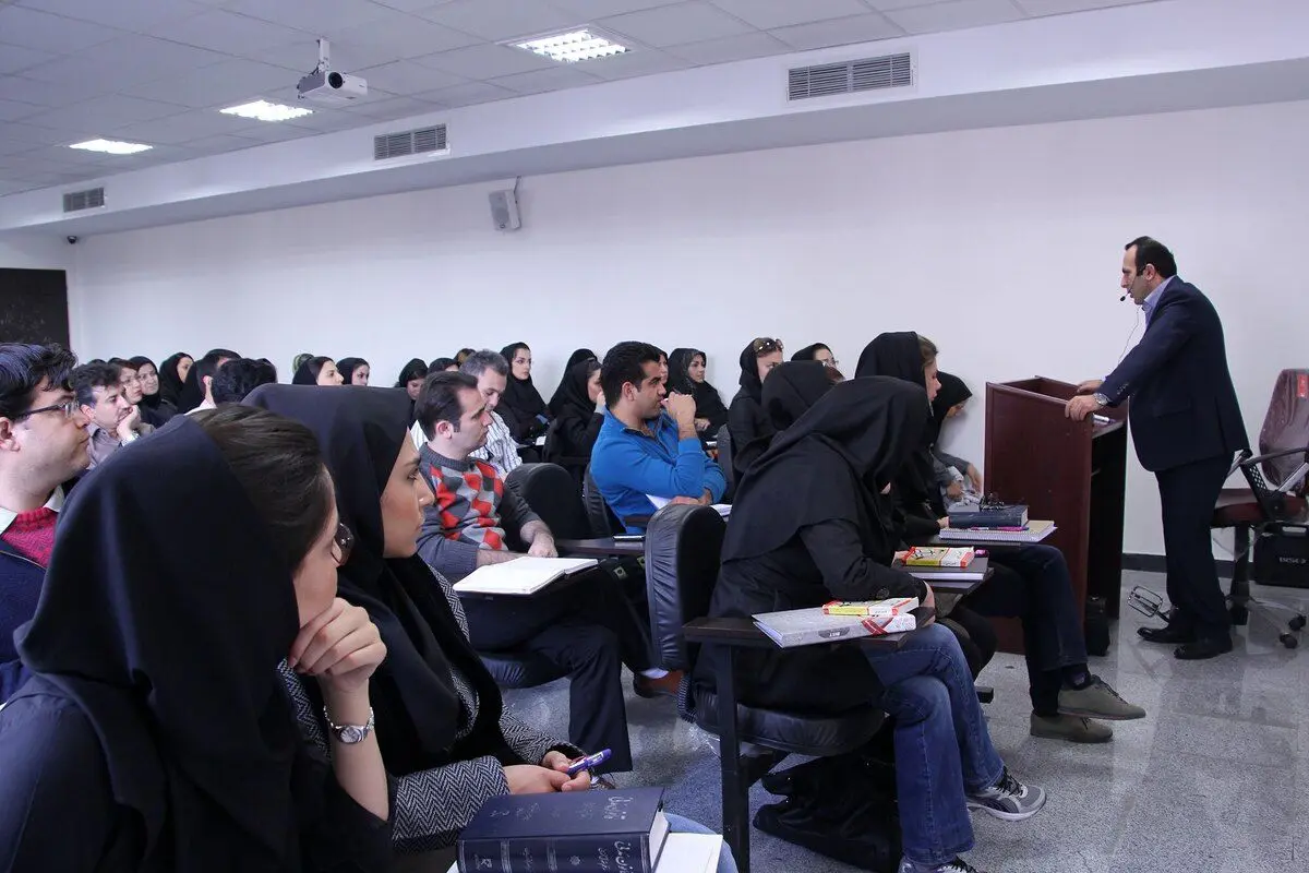حداقل و حداکثر سن بازنشستگی اساتید دانشگاهها چقدر شد؟
