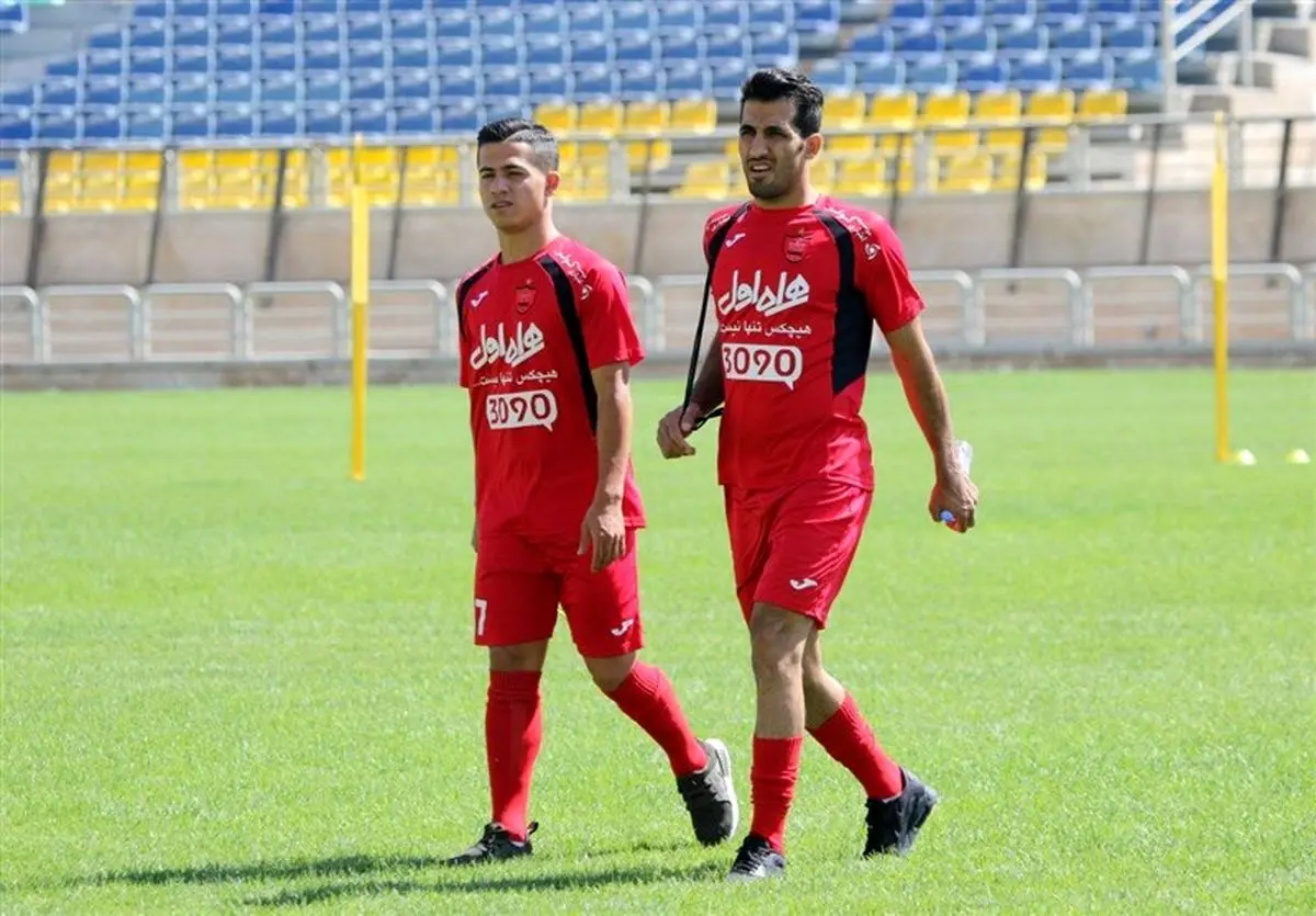 آسمان پرسپولیس پر ستاره شد+تصاویر