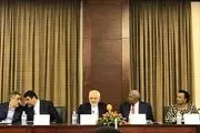حضور ظریف در مجمع تجاری ایران و اوگاندا