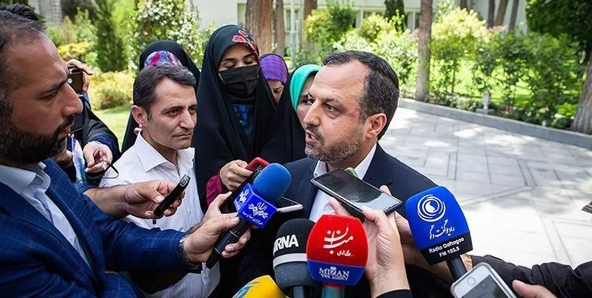 خاندوزی: وزارت اقتصاد به وعده خود عمل کرد
