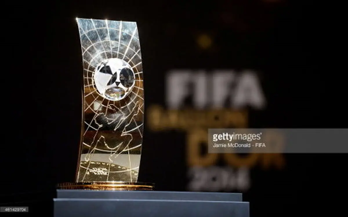 اکیپ تیم منتخب فیفا در سال ۲۰۱۶ را لو داد