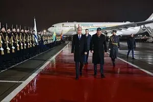 
رئیس جمهور قزاقستان وارد مسکو شد
