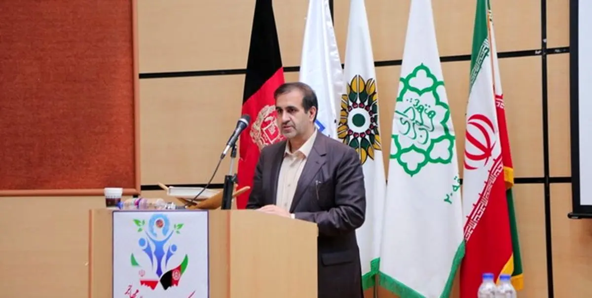 حضور جوادییگانه در پاتوق دستفروشان متروی امام خمینی (ره)