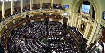 «السیسی» اجازه اعزام نیرو به لیبی را از پارلمان مصر گرفت