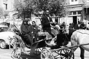  درشکه سواری در تهران دهه ٤٠/ عکس
