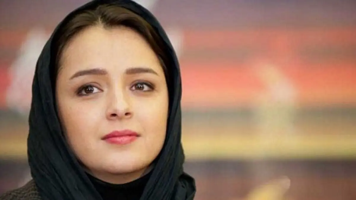 «ترانه علیدوستی» با قرار کفالت آزاد شد/ عکس