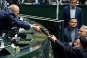 رئیسی لایحه بودجه ۱۴۰۳ را به مجلس تقدیم کرد