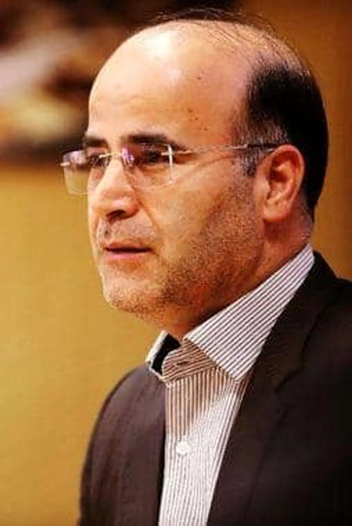 از میز تا خاکریز