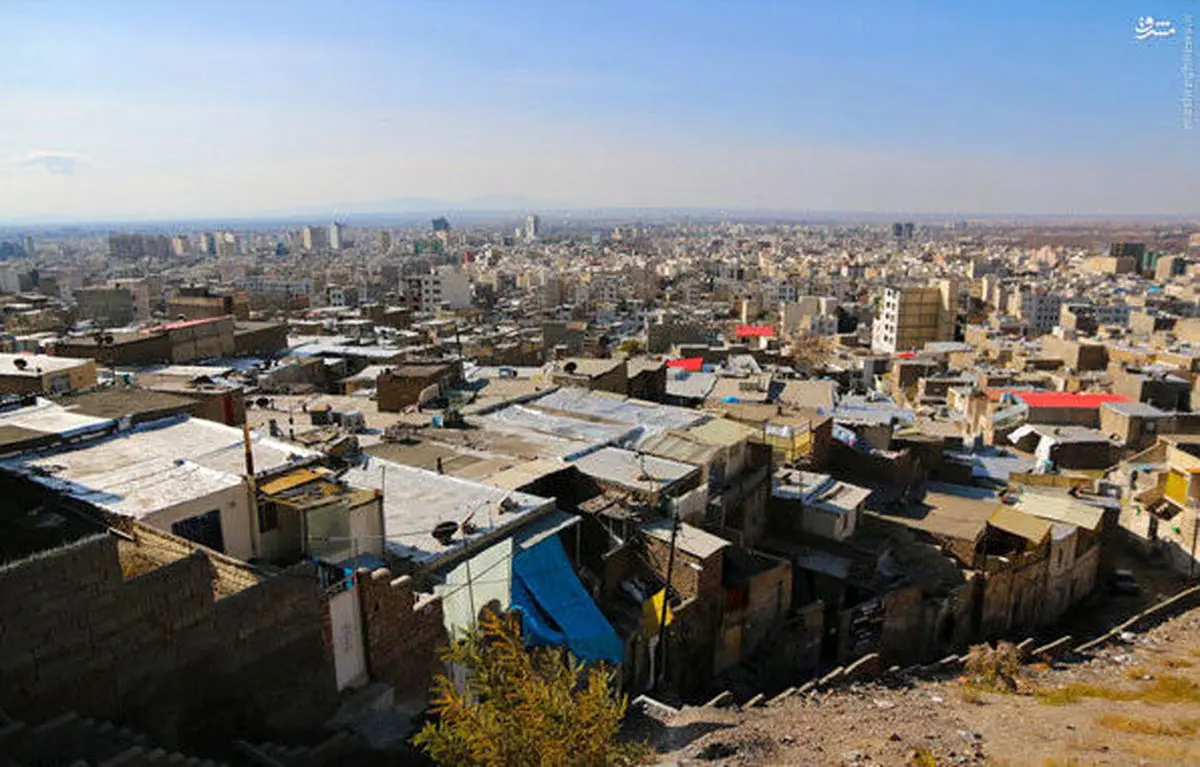 تمام افراد حاضر در مناطق حاشیه نشین معتاد یا مجرم نیستند