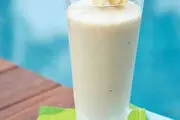 دستور تهیه اسموتی موز و جو