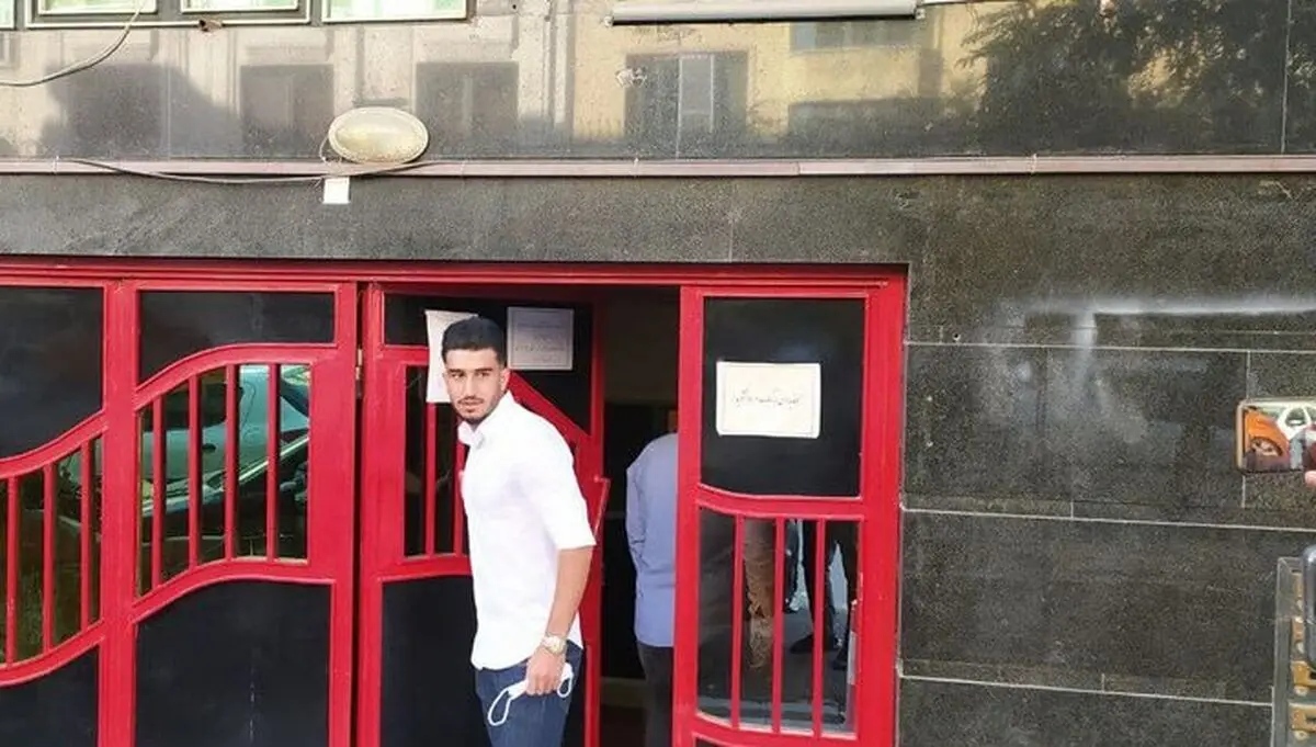 خرید جدید پرسپولیس برای عقد قرارداد به محل باشگاه رفت
