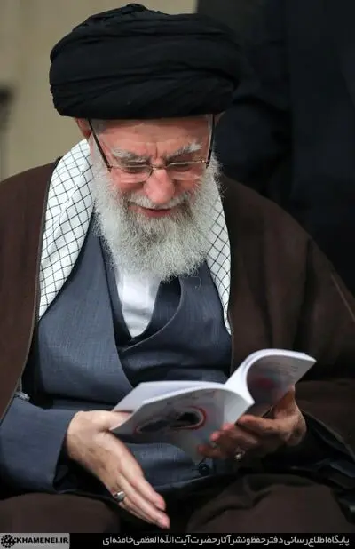 دیدار شاعران و اساتید ادبیات فارسی با رهبر انقلاب/گزارش تصویری