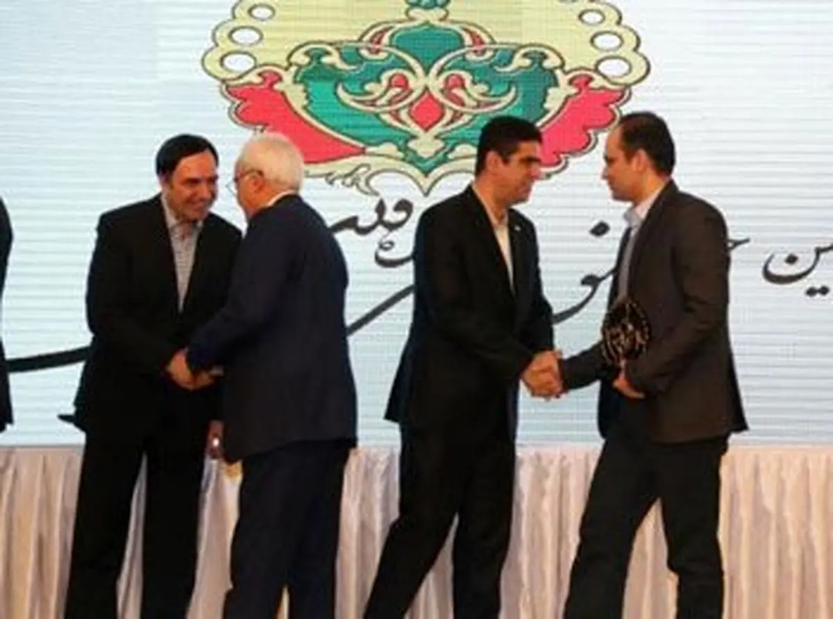 کسب رتبه نخست بانک گردشگری در زمینه بهره وری