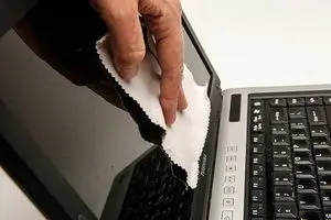 چگونه لپ تاپ را تمیز کنیم؟!