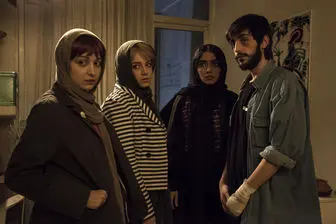 آذرخش فراهانی با 3 بازیگر زن همبازی شد+عکس