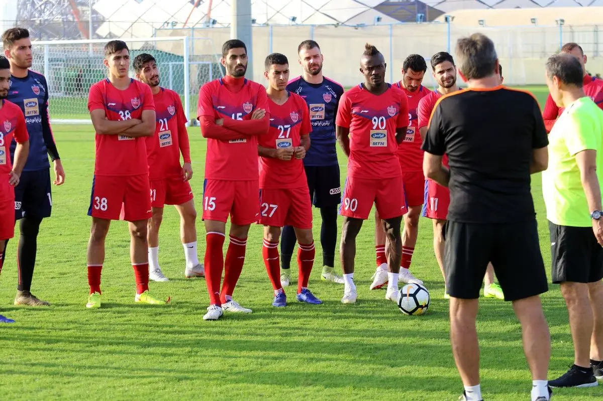 اعتصاب سرخ! /بازیکنان پرسپولیس، اعتصاب کردند