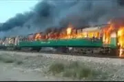 
۶۴ کشته در حریقِ قطار مسافربری در پاکستان
