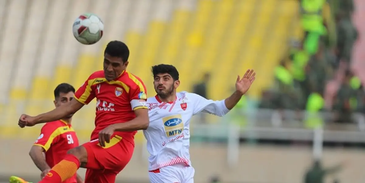 چنگ بر سر قهرمانی و نایب قهرمانی در دیدار پرسپولیس و فولاد