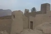 مرگ تدریجی قلعه کلات اهرم