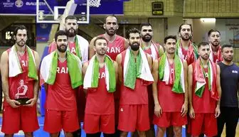 اولین پیروزی با درخشش ستاره‌های بسکتبال ایران