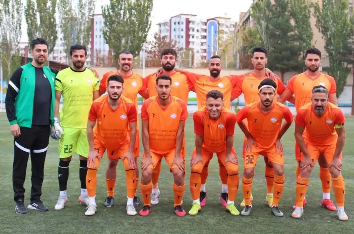 کُری سنگین برای استقلال 