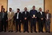 کسب لوح زرین نوآوری برتر توسط گوشتیران
