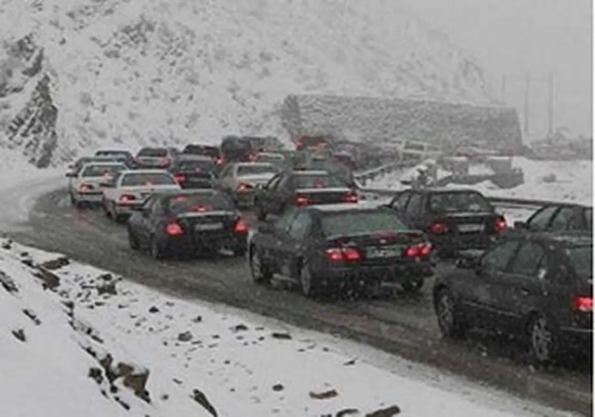 نجات زوار پاکستانی در برف
