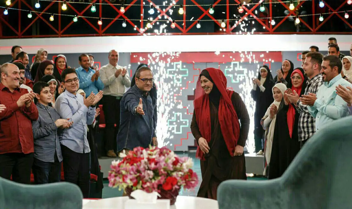 جشن تولد بازیگر مختارنامه در خندوانه