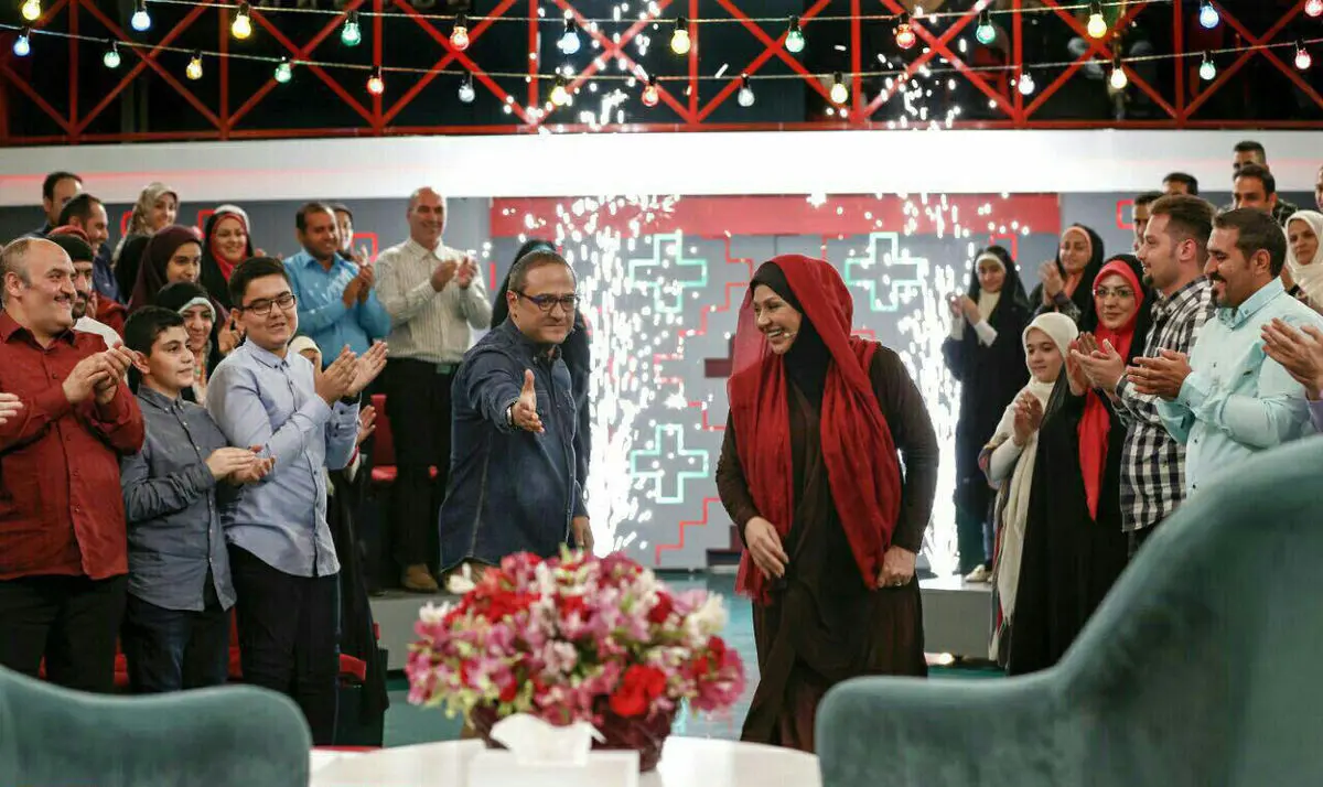 جشن تولد بازیگر مختارنامه در خندوانه