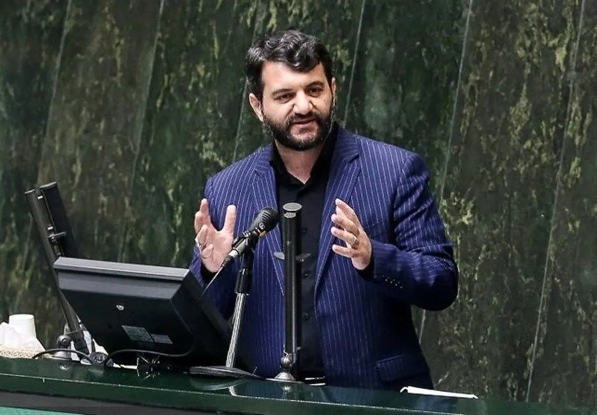 تحریمها مثل بچهی ۱۰ساله برابر اقتصاد پهلوان ایران است