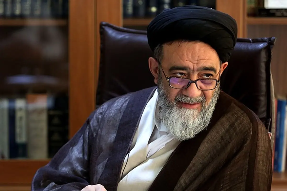 شجاعت و ایستادگی در مقابل دشمنان حداقل ویژگی رئیس جمهور منتخب باشد