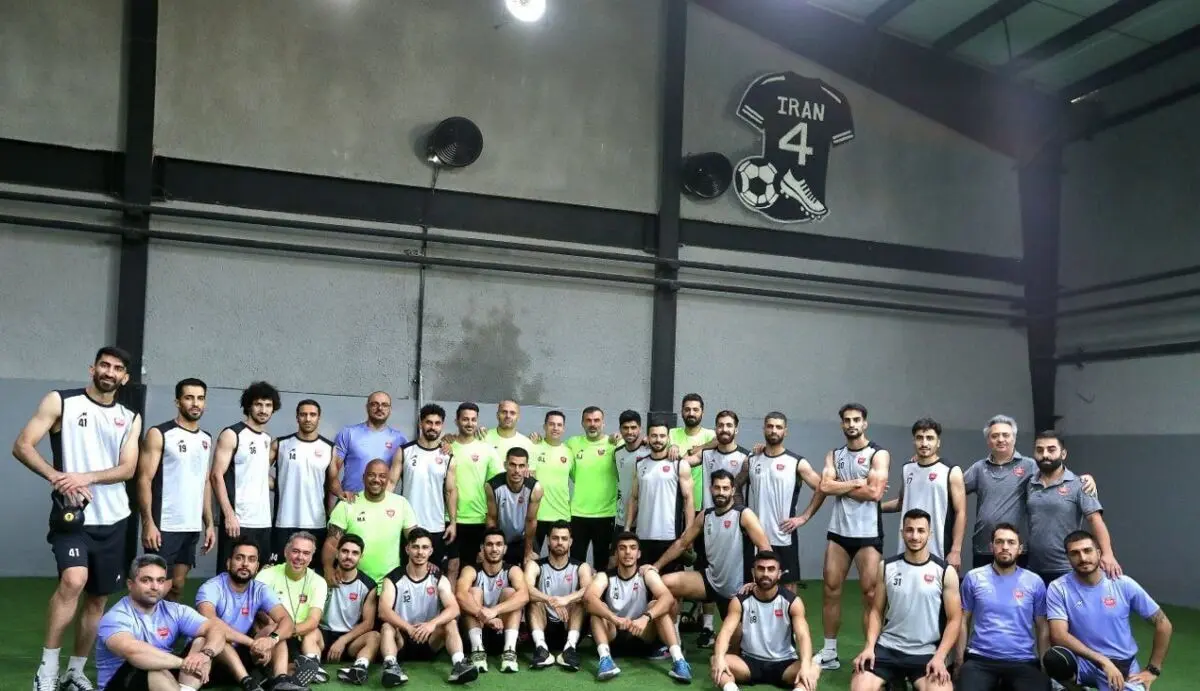شرایط عجیب پرسپولیس/ تیم گل‌محمدی از مدعیان قهرمانی عقب افتاد

