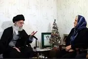 دیدار رهبر انقلاب با خانواده‌ شهید مسیحی/گزارش تصویری